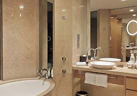 InterContinental Shanghai Expo by IHG