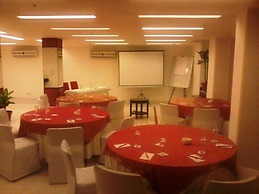 Clarks Inn Kailash Colony