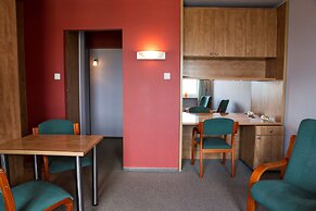 Warsaw Apartments Magnolie