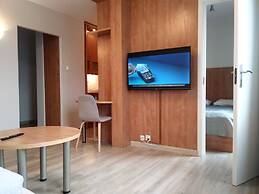 Warsaw Apartments Magnolie