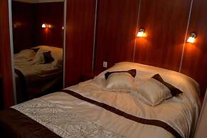 Warsaw Apartments Magnolie