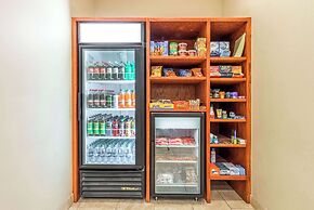 Ramada by Wyndham College Station