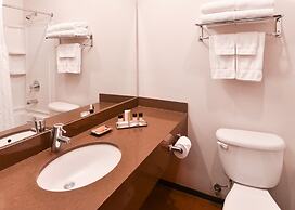 The Tangerine - A Burbank Hotel