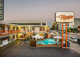 The Tangerine - A Burbank Hotel