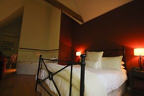 Cottages at Monreale