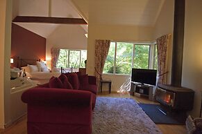 Cottages at Monreale