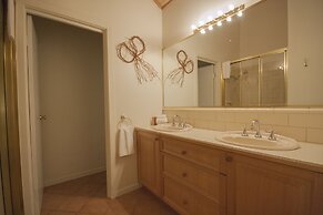 Cottages at Monreale