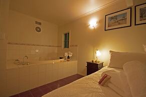 Cottages at Monreale