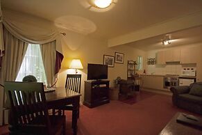 Cottages at Monreale