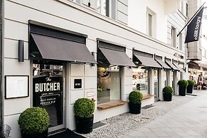 Sir Savigny Hotel, part of Sircle Collection