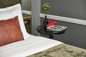 Sir Savigny Hotel, part of Sircle Collection