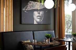 Tulip Inn Beaune