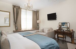 Royal Seven Stars Hotel