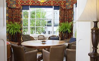 Royal Seven Stars Hotel