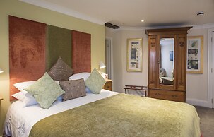 Royal Seven Stars Hotel