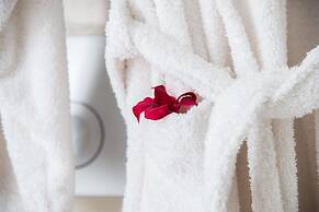 Cycladic Islands Hotel & Spa