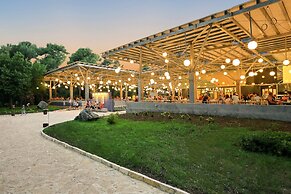 Pine Beach Pakostane - All Inclusive light