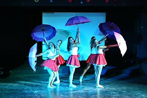 Pine Beach Pakostane - All Inclusive light