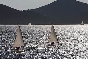 Pine Beach Pakostane - All Inclusive light