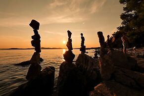 Pine Beach Pakostane - All Inclusive light