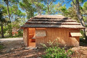 Pine Beach Pakostane - All Inclusive light