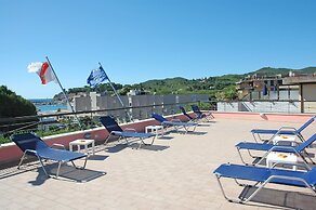 Mistral Hotel