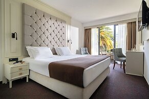 Iberostar Waves Bellevue