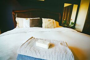 Tall Trees Bed & Breakfast