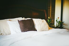 Tall Trees Bed & Breakfast