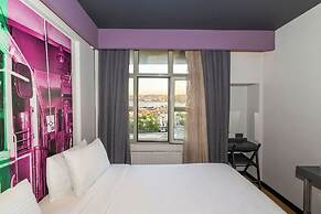 Tulip City Hotel & SPA