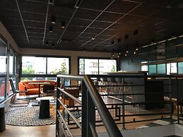 Ibis Annecy Cran Gevrier Hotel