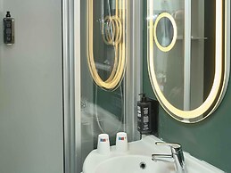 Ibis Annecy Cran Gevrier Hotel