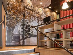 Ibis Annecy Cran Gevrier Hotel