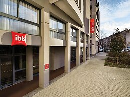 Ibis Annecy Cran Gevrier Hotel