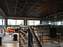 Ibis Annecy Cran Gevrier Hotel