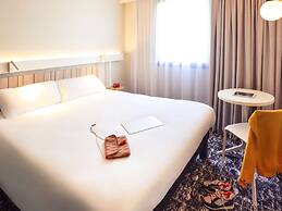 Ibis Annecy Cran Gevrier Hotel