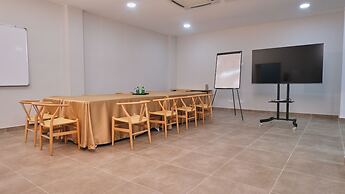 Hotel Aloe Emira NKC