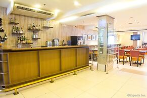 Microtel by Wyndham Mall of Asia