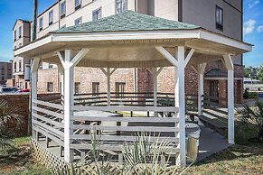 Comfort Inn & Suites Augusta West Near Fort Eisenhower