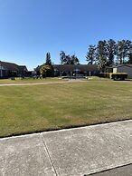 Airport Motel Sir Francis Drake