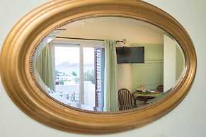 Myrties Boutique Apartments