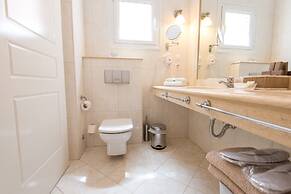 Myrties Boutique Apartments