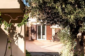 Myrties Boutique Apartments