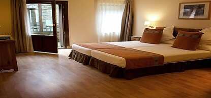 Hotel y Apartamentos Vilagaros