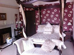 Georgian House Hotel