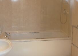 Georgian House Hotel