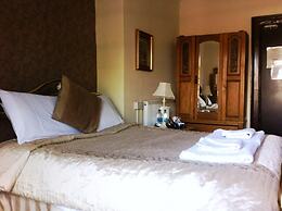 Georgian House Hotel