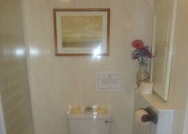 Georgian House Hotel