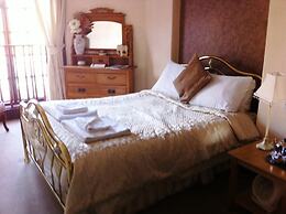 Georgian House Hotel