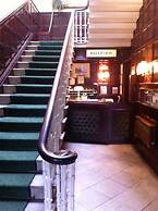 Georgian House Hotel